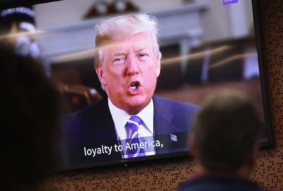 EL PRESIDENTE TRUMP ENDURECERÍA RESTRICCIONES MIGRATORIAS.